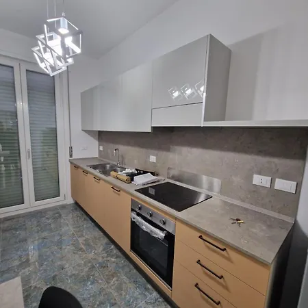 Imhome - Largo Gemito * Milán